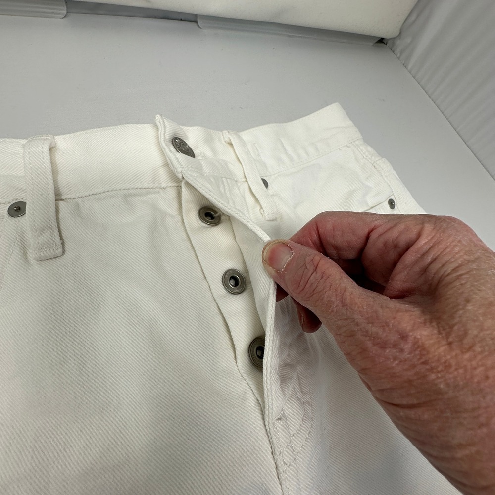 Madewell Relaxed Denim Shorts White Frayed Hem Button Fly Womens‎ Size 26 - Picture 2 of 12